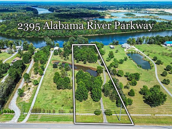 2nd image of 2395 Alabama River Pkwy