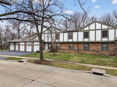 2341 Seven Pines Dr Unit 6, Saint Louis, MO, 63146