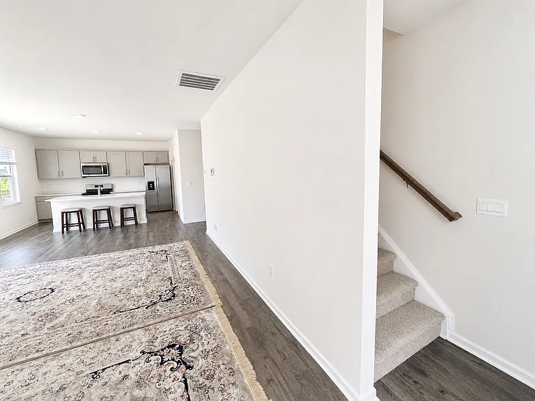 57 Stone Apairy Dr — Photo 34
