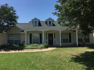 331 Meadow Dr, Ponder, TX 76259