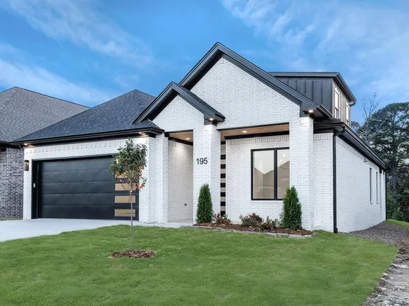 195 Fletcher Ridge Dr, Little Rock, AR 72223