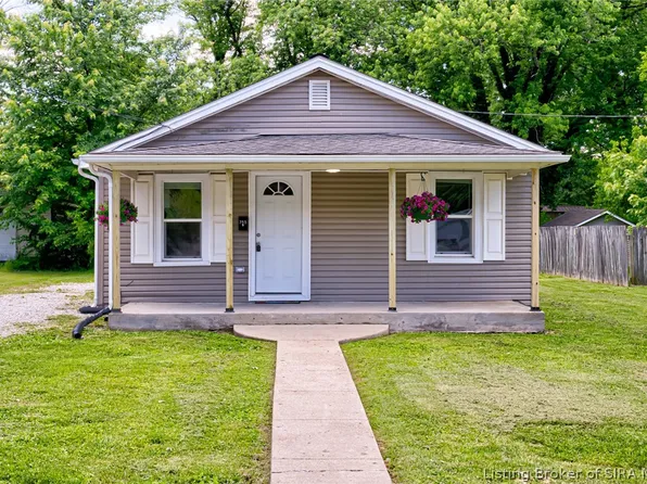 755 Boyer Street, Charlestown, IN 47111