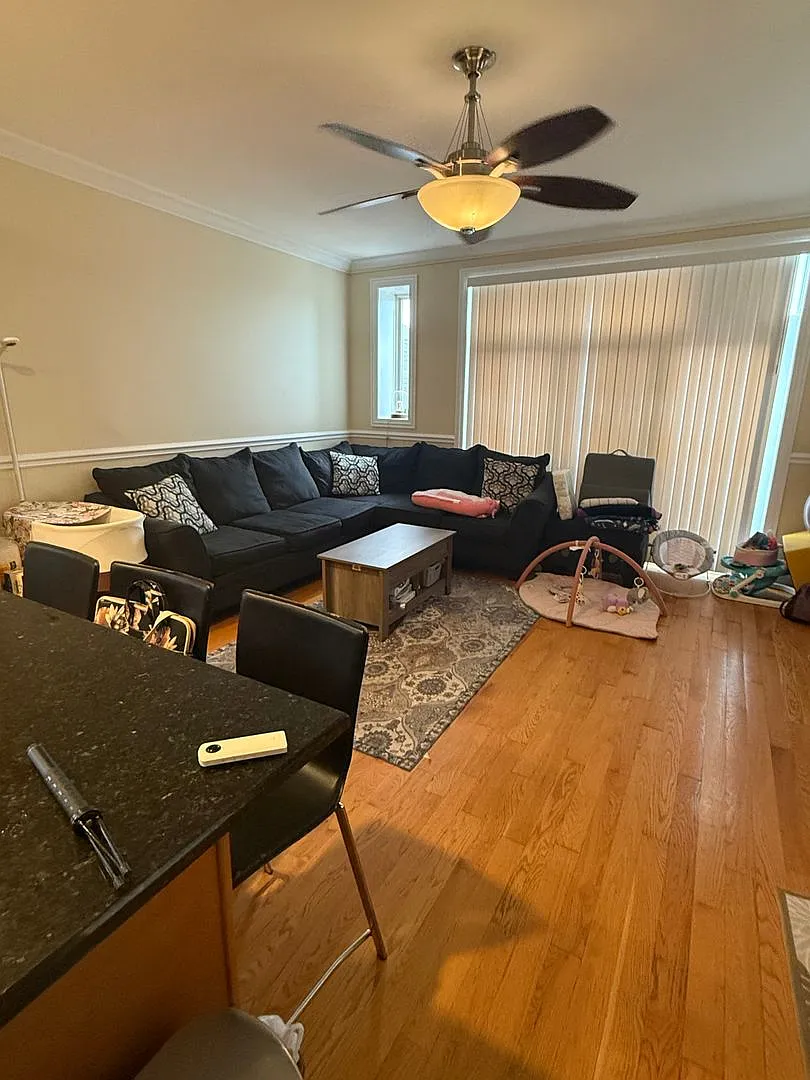 Lawrence 4521 LLC — Photo 4