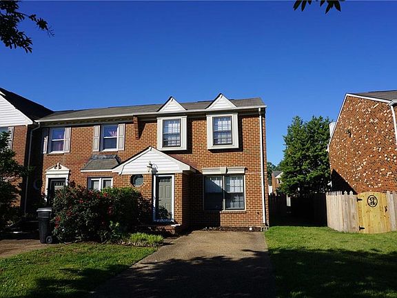 2nd image of 1513 Canterford Ct