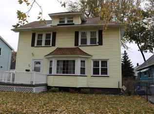 35 Morville Dr, Rochester, NY 14615