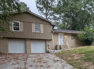 5207 Edgemoor Dr, Norcross, GA 30071