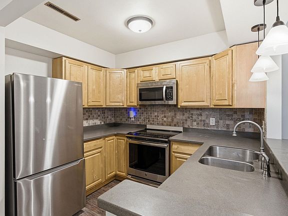 2nd image of 2233 Luann Ln APT 5