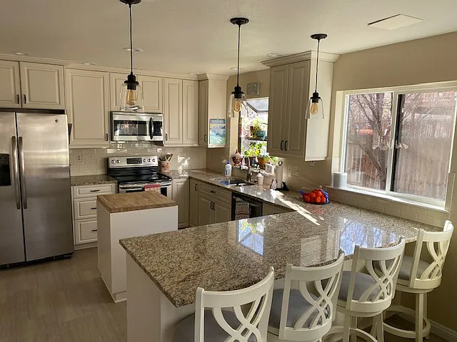 115 Edgewater Pkwy — Photo 7