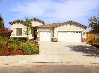 2284 W Liberty St, Hanford, CA 93230