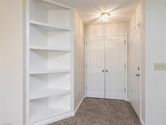 3rd image of 5008 Lawndale Dr Unit D