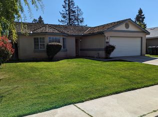 664 N Verdugo Dr, Porterville, CA 93257