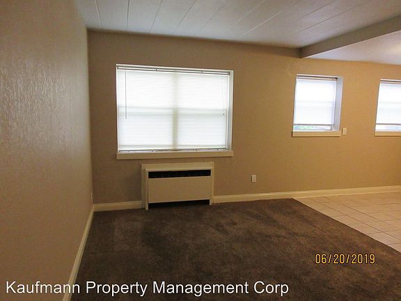 4th image of 2222 Hoagland Ave APT B2