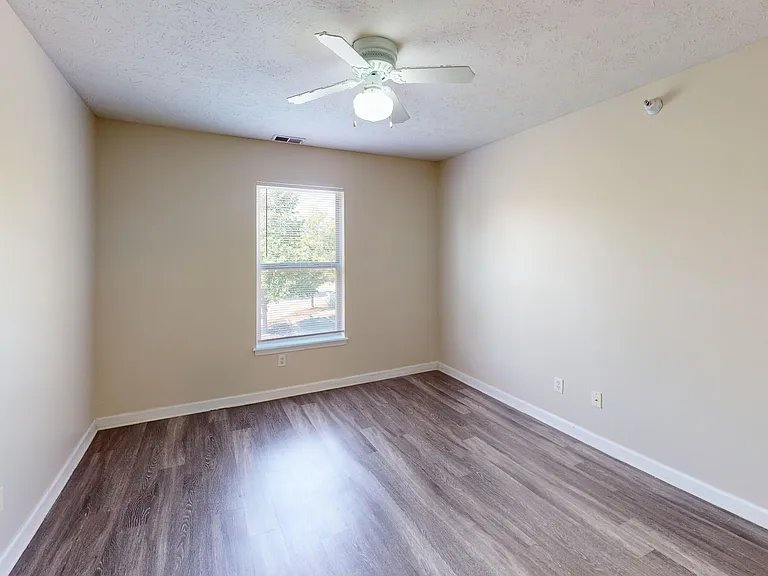 1304 Palmer Dr — Photo 53