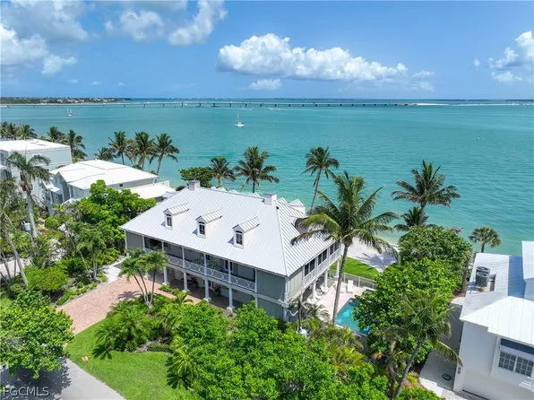528 Lighthouse Way, Sanibel, FL 33957