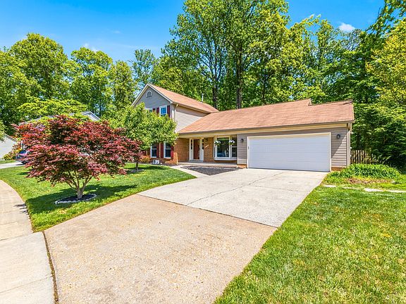 2nd image of 9726 Dellford Ct