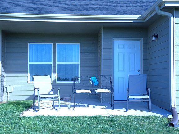 4th image of 3004 Fountain Dr