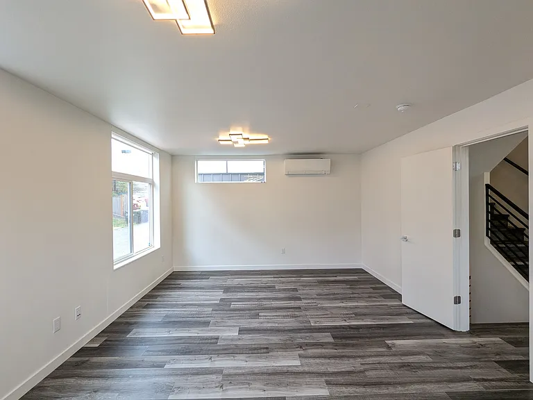 33 W Etruria St — Photo 38