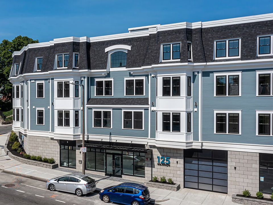 1st image of 125 Warren St #206-2