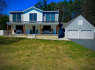 12 Newington Ave, Gansevoort, NY 12831