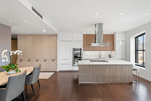 Sold by Prevu Real Estate, LLC | media 11