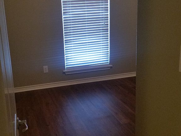 3rd image of 14422 Verdemar Dr #102