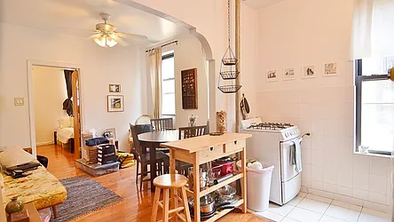 Rented by Park Property Advisors