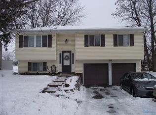 28884 Starlight Rd, Perrysburg, OH 43551