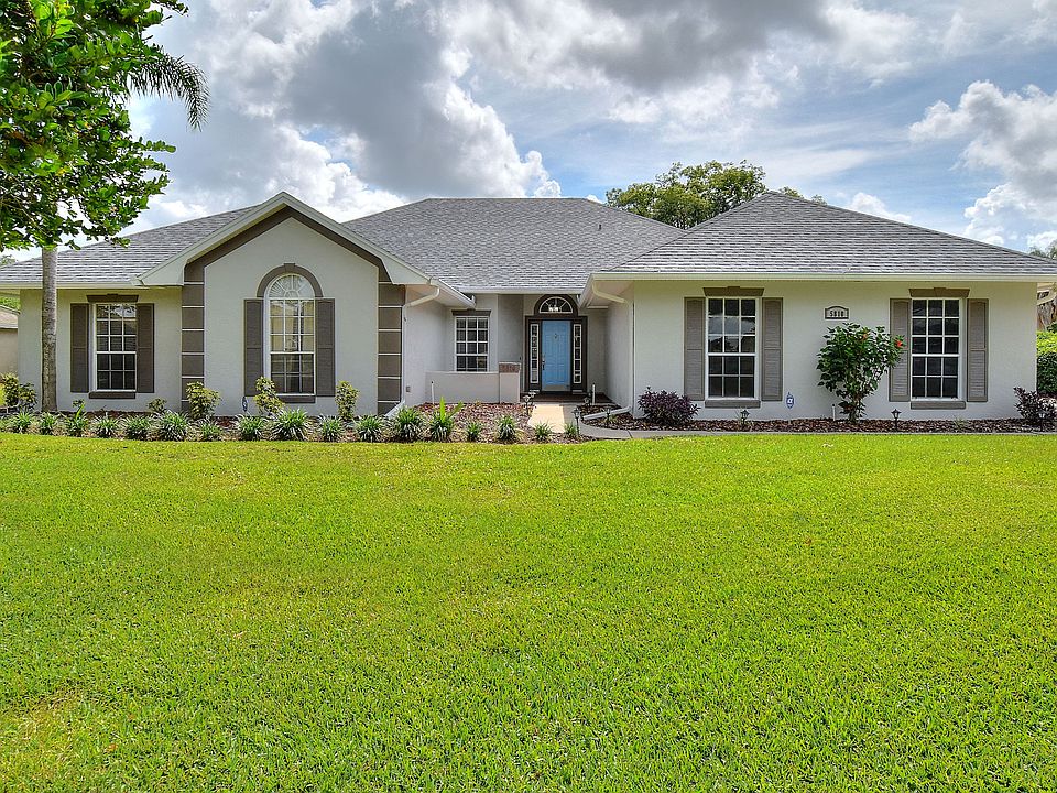 1st image of 5810 Windwood Dr