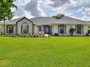 5810 Windwood Dr, Lakeland, FL 33813