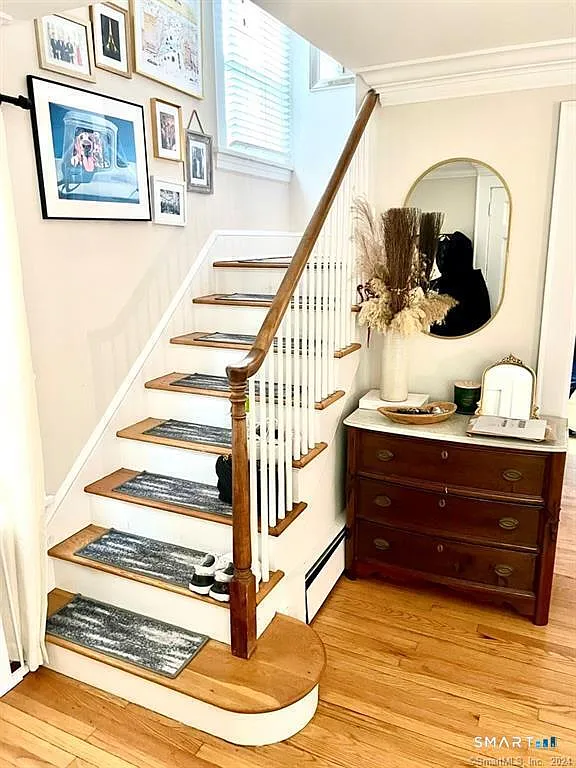 3 bed, 1.5 bath, 1534 sqft, $4,300 — Photo 2