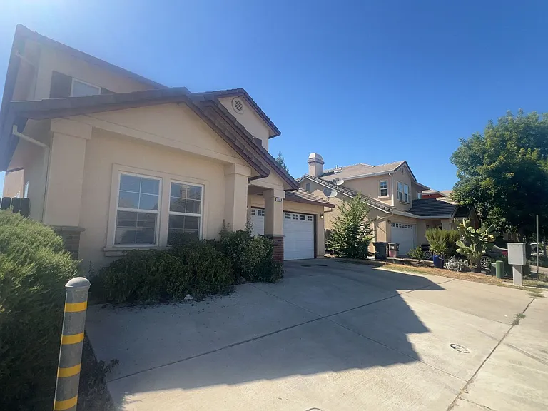 3519 Santiago Ct — Photo 1