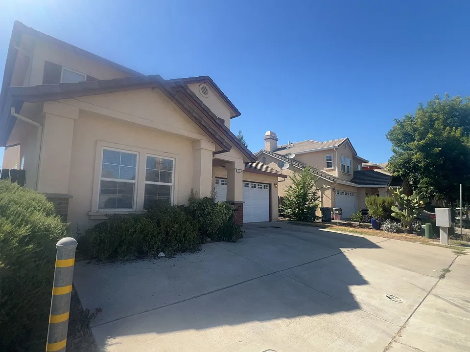 3519 Santiago Ct