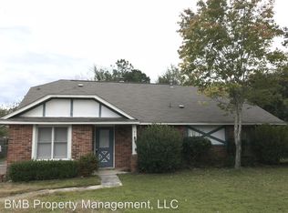914 Dunbarton Rd, Montgomery, AL 36117