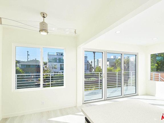 5th image of 2814 Grand Canal Ct #2814