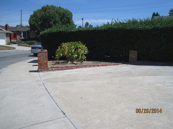 3rd image of 852 Hale Ct