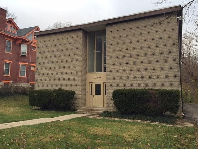 Building Photo 4