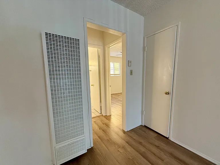 12002 Hart St #2 — Photo 12