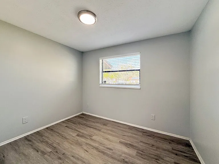7740 Arble Dr — Photo 17
