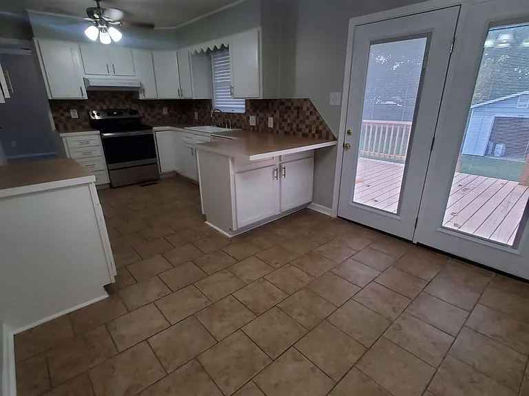 702 Wildwood Ave — Photo 14