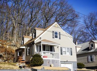 11 Fall St, Derby, CT 06418