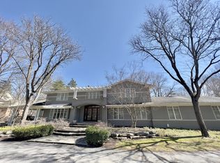 1660 N Livernois Rd, Rochester Hills, MI 48306