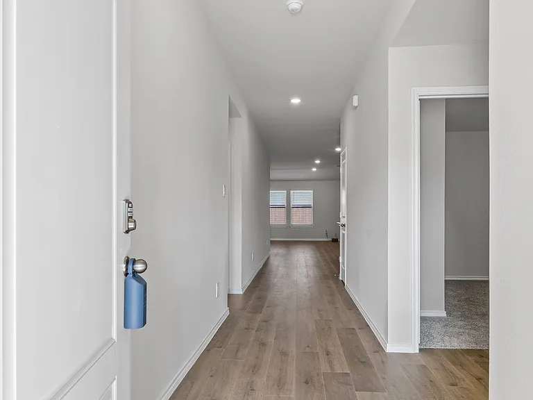 13197 Enclave Pkwy — Photo 11