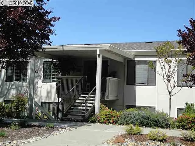 1200 Fairlawn Ct APT 3 photo 1