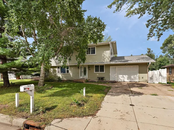 1016 15th St W, Hastings, MN 55033