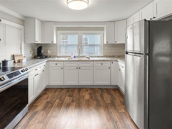 5th image of 301 WEAVER AVENUE