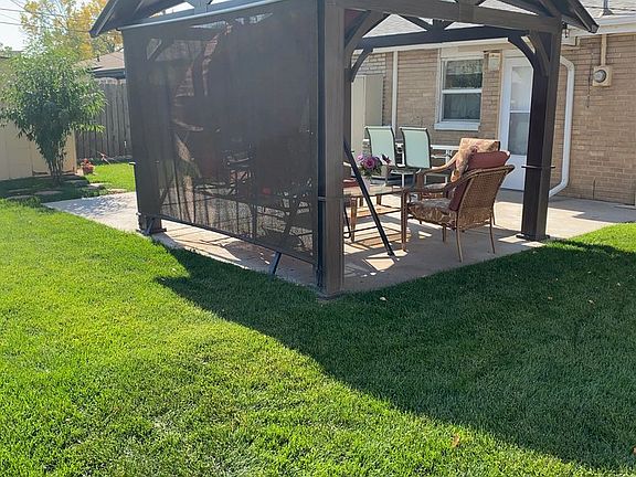 4th image of 3632 Latham Ct