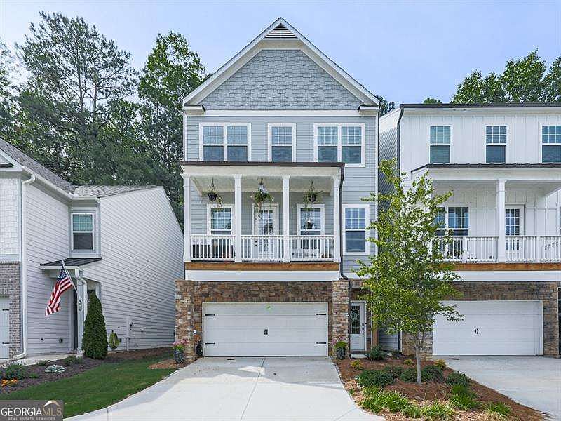 1st image of 499 Bishop Ln