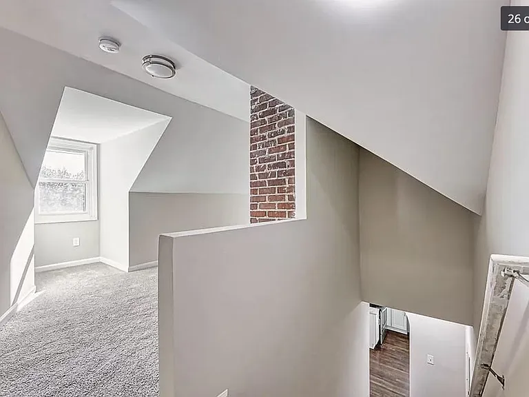2675 Jefferson Ter #1 — Photo 6