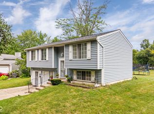 9007 Squire Ct, Indianapolis, IN 46250
