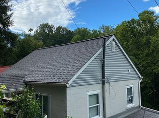 230 Hickory Rd, Charleston, WV 25314